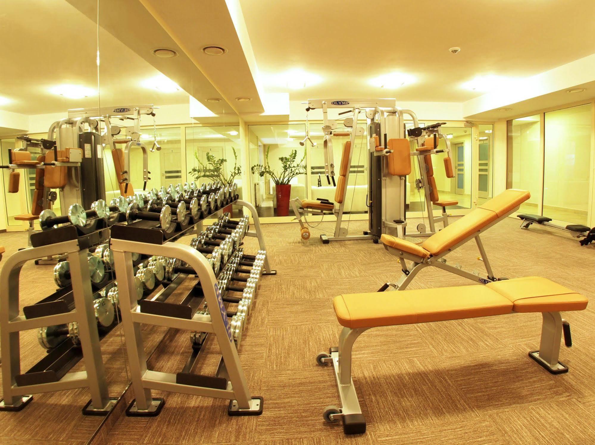 Hotel Austeria Conference & Spa 시에초시네크 외부 사진